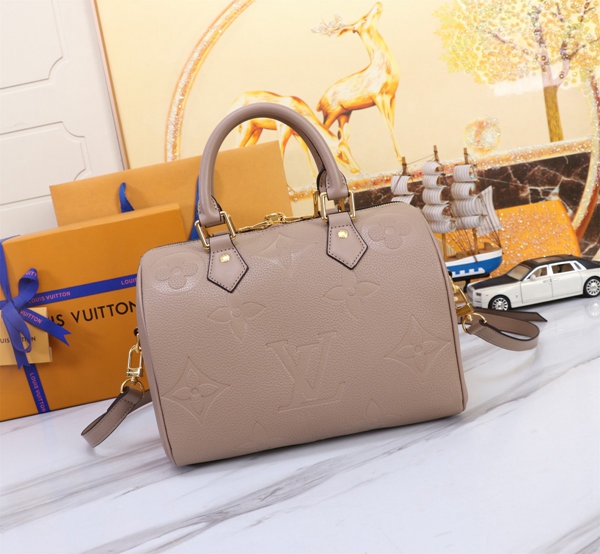 ルイヴィトンバッグ側面デザイン